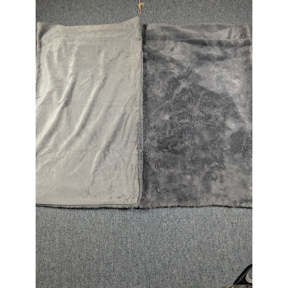 UGG Gray Faux Fur Pillow Covers Set of 2 19x30 Plush Soft Decorative